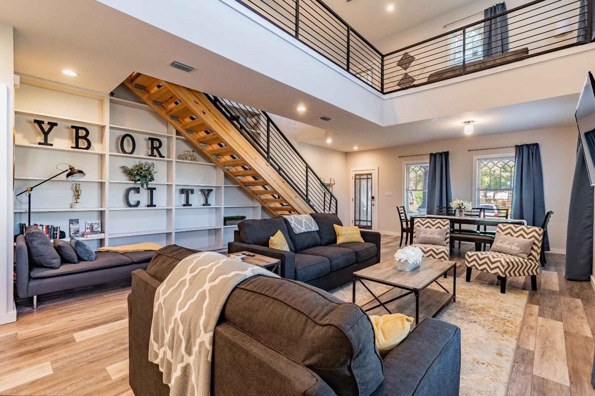Holiday home The Roosted Retreat Tampa